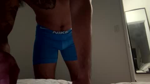 Snapshot of dabrownb0y chatting on 04-22-26, 04:04 dabrownb0y online show from 04-22-26, 04:04