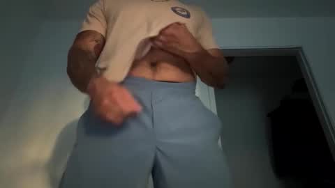 Snapshot of dabrownb0y chatting on 04-25-26, 02:14 dabrownb0y online show from 04-25-26, 02:14