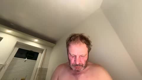 dachdecker7269 online show from 03-03-26, 04:51