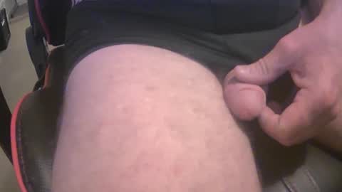 Snapshot of dad45bod chatting on 01-10-25, 10:39 dad45bod online show from 01-10-25, 10:39