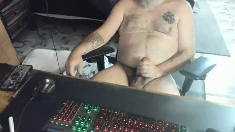 Daddy online show from 12-21-25, 01:51