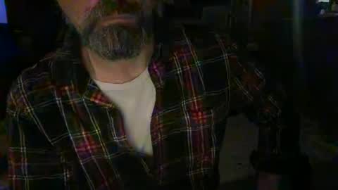 Snapshot of daddnextdoor chatting on 09-28-25, 04:51 daddnextdoor online show from 09-28-25, 04:51