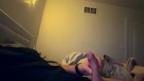 Snapshot of daddyace321 chatting on 01-15-26, 01:05 daddyace321 online show from 01-15-26, 01:05