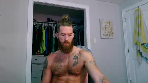 Snapshot of daddyafterdark1 chatting on 05-13-26, 03:42 daddyafterdark1 online show from 05-13-26, 03:42