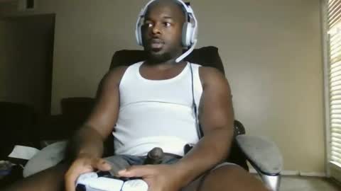 Snapshot of daddybbc52 chatting on 05-30-26, 03:20 Rashaudrodz.. online show from 05-30-26, 03:20