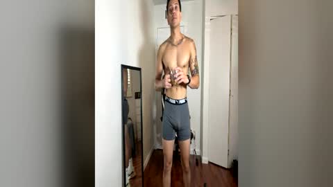 Snapshot of daddyfit95 chatting on 07-07-26, 04:55 daddyfit95 online show from 07-07-26, 04:55