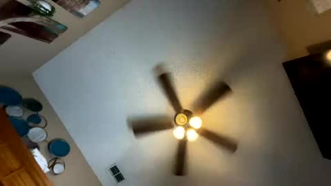 Snapshot of daddyjanimal chatting on 10-17-25, 06:38 sexy tatted king bbc online show from 10-17-25, 06:38