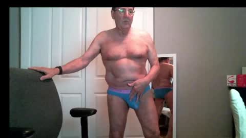 Snapshot of daddys7plus chatting on 05-08-26, 02:06 daddys7plus online show from 05-08-26, 02:06