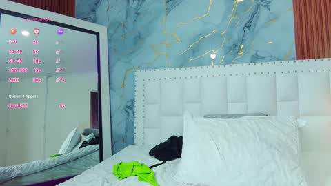 Antonella  online show from 01-28-25, 05:54