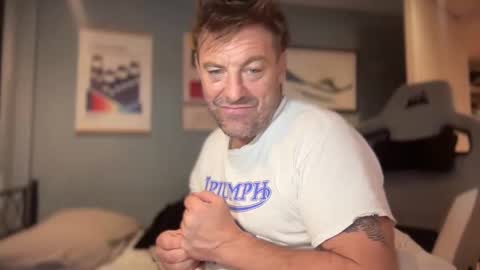 daddyswede23 online show from 09-10-25, 02:44