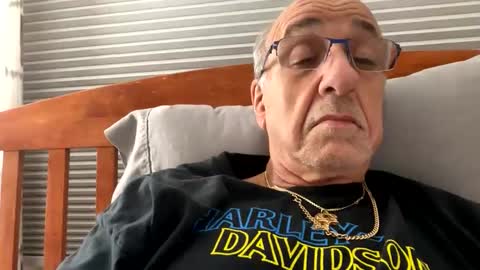 daddyweis online show from 11-25-25, 03:06