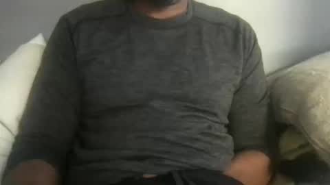 Snapshot of dadsblk chatting on 10-14-25, 04:52 D online show from 10-14-25, 04:52