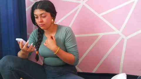 dafna lorens  online show from 04-12-26, 06:46