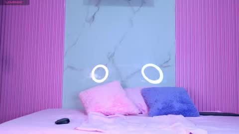 Dafne  online show from 11-10-25, 02:38