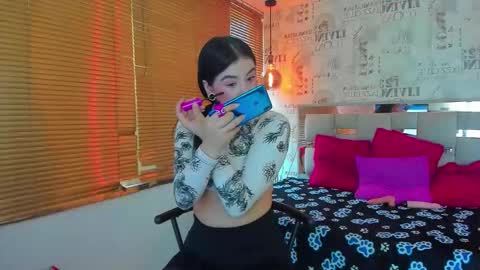 dafne_20 online show from 12-17-25, 07:53