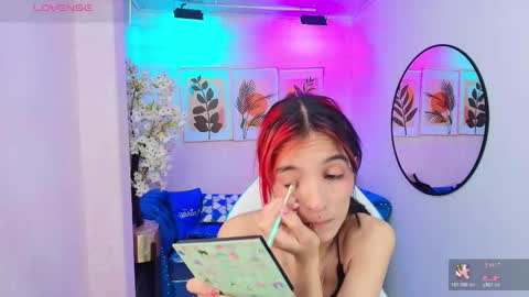 dafne huges online show from 11-10-25, 07:24