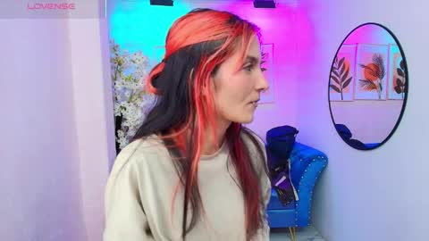 dafne huges online show from 11-15-25, 07:32