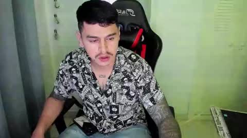 Snapshot of dage_19 chatting on 10-16-25, 04:35 my name is Jhon and I live in colombia online show from 10-16-25, 04:35
