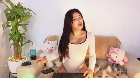 Dahiana online show from 05-17-26, 06:59