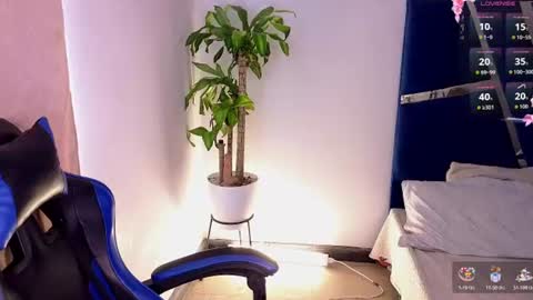 Dahiana online show from 07-14-26, 04:34