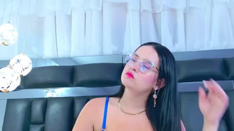 Dahiana online show from 10-15-25, 11:32