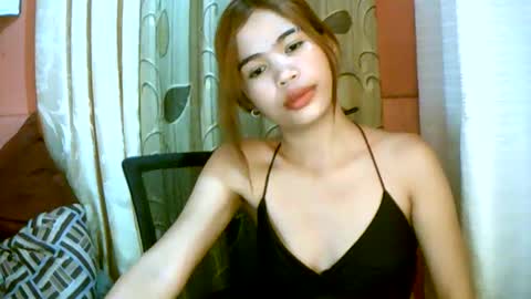 Im Dahlia online show from 01-13-25, 01:17
