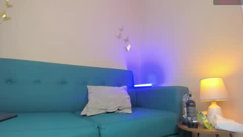 Dahlia online show from 09-21-25, 06:31