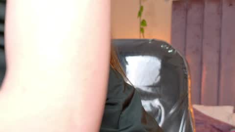 Dahlia online show from 05-24-26, 05:23