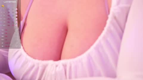 Snapshot of daien_halpert chatting on 03-01-25, 11:47 Cute DianaOnline mostly at 8pm-0000 am UK TimeTuesday and Wednesday off online show from 03-01-25, 11:47