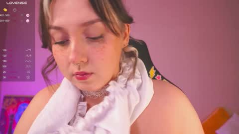 Snapshot of daien_halpert chatting on 09-12-25, 10:21 Cute DianaOnline mostly at 8pm-0000 am UK TimeTuesday and Wednesday off online show from 09-12-25, 10:21