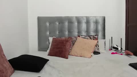 Daiisha.. online show from 10-09-25, 09:29