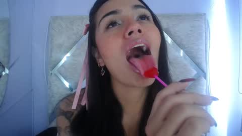 daila_ online show from 01-23-25, 01:35