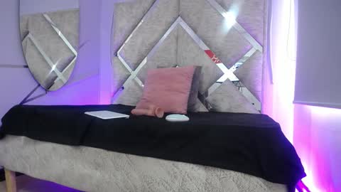 daila_ online show from 01-25-25, 04:57