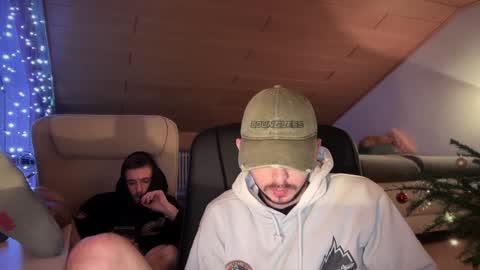 Daimon  online show from 01-06-25, 03:42