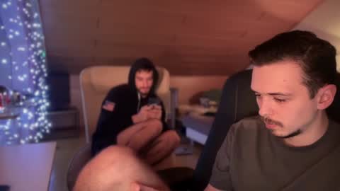 Daimon  online show from 01-08-25, 01:21