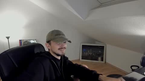 Daimon  online show from 10-24-25, 11:01