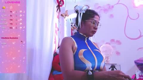 Snapshot of daina_flower chatting on 10-08-25, 04:21 DAINA online show from 10-08-25, 04:21