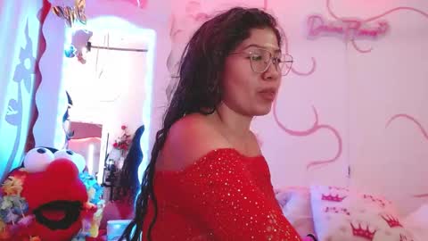 Snapshot of daina_flower chatting on 05-04-26, 04:30 DAINA online show from 05-04-26, 04:30