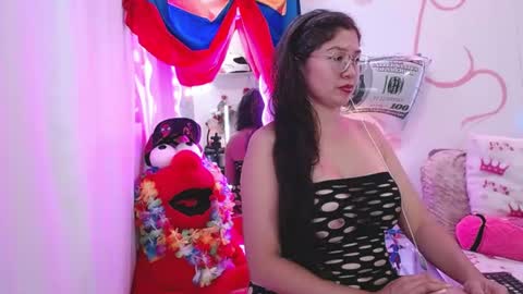 Snapshot of daina_flower chatting on 07-25-26, 04:10 DAINA online show from 07-25-26, 04:10