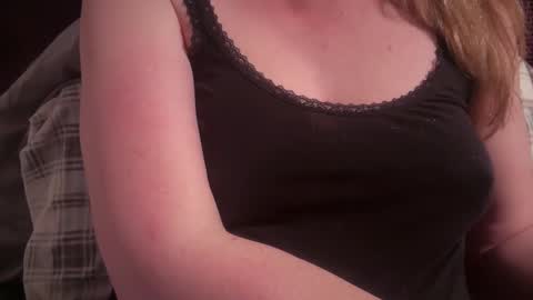 Snapshot of dairystation chatting on 04-29-26, 06:06 Mx Mommy Moo online show from 04-29-26, 06:06