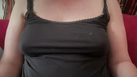 Snapshot of dairystation chatting on 07-03-26, 10:49 Mx Mommy Moo online show from 07-03-26, 10:49