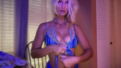 Daisy137 online show from 07-12-26, 04:31