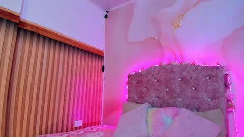 Snapshot of daisy__rose chatting on 03-06-25, 03:02 Dai online show from 03-06-25, 03:02