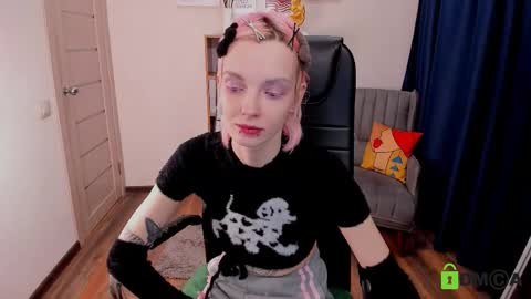 Snapshot of daisy__sweet chatting on 02-03-26, 12:10 daisy__sweet online show from 02-03-26, 12:10