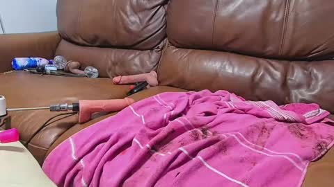 Daisy Aqua online show from 03-10-25, 03:01