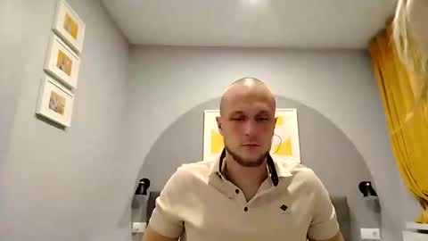 Daisy and Rathibor online show from 12-21-25, 03:08