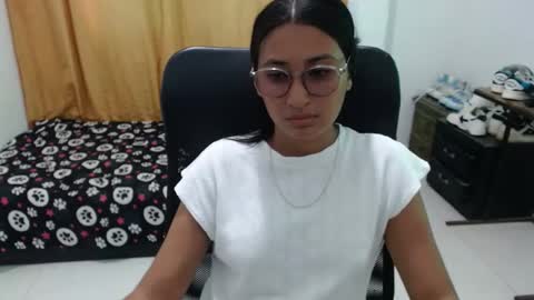 Snapshot of daisy_hot_x chatting on 10-06-25, 09:56 Daisy hot x online show from 10-06-25, 09:56