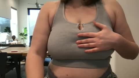 daisy_lately online show from 02-27-26, 10:54