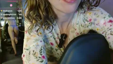 Snapshot of daisy_lovely chatting on 07-13-26, 04:15 daisy_lovely online show from 07-13-26, 04:15