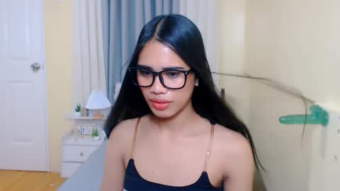 daisy_ree online show from 12-19-25, 12:06